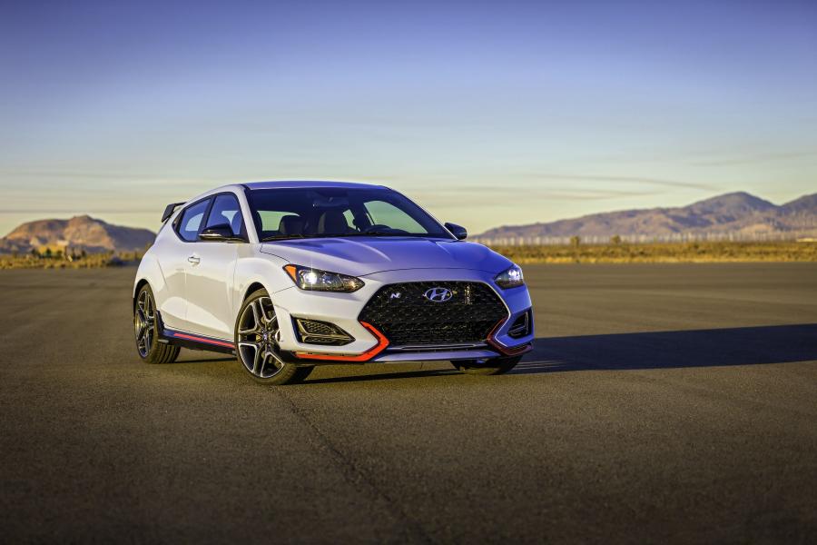  Hyundai Veloster N 2018 года  (NA) (фото 22 из 85)